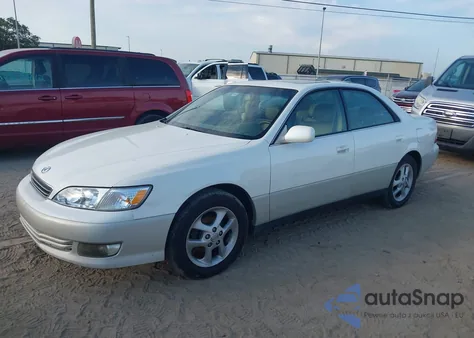 2001 Lexus Es 300 z USA, uszkodzony, nr VIN JT8BF28G610332982